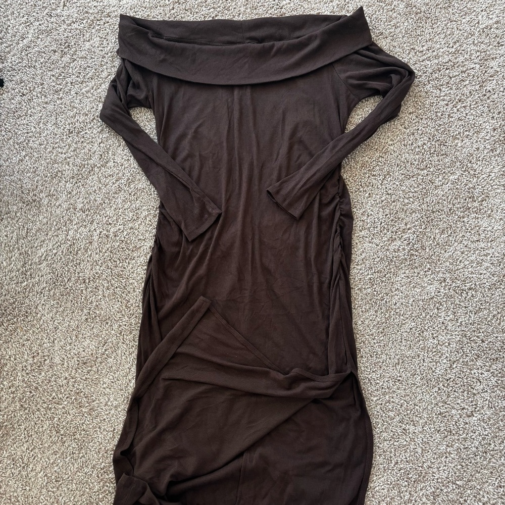 Brown Ribbed Midi Dress - Picture 5 of 11